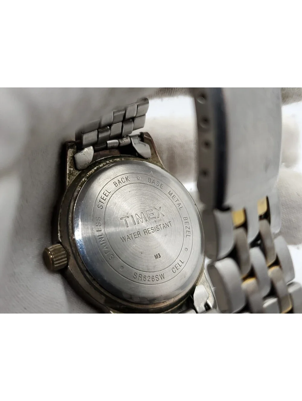 2004 Timex Carriage Quartz Watch Mens New Battery Two-Tone White Dial 36mm